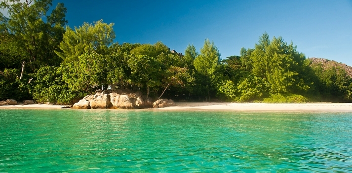 Seychelles - Un viaggio da sogno, per gli sposi che amano rilassarsi al mare  3
