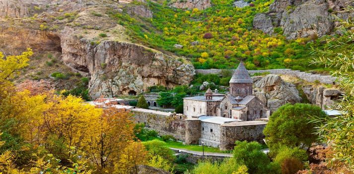 Viaggio in Azerbaijan, Georgia e Armenia, partenze condivise con Azonzo Travel 4